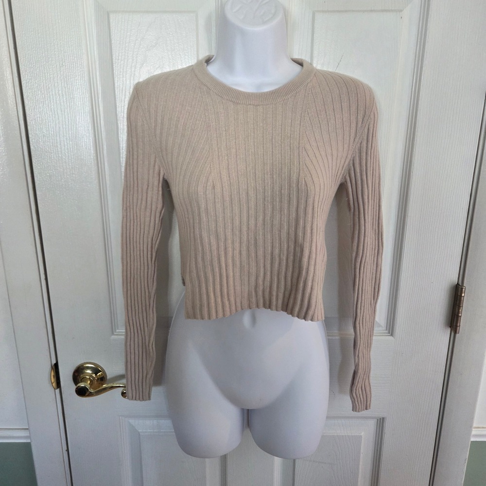 Babaton Aritzia Beige Ribbed Wool Linen‎ Blend Cropped Sweater Small  Minimalist